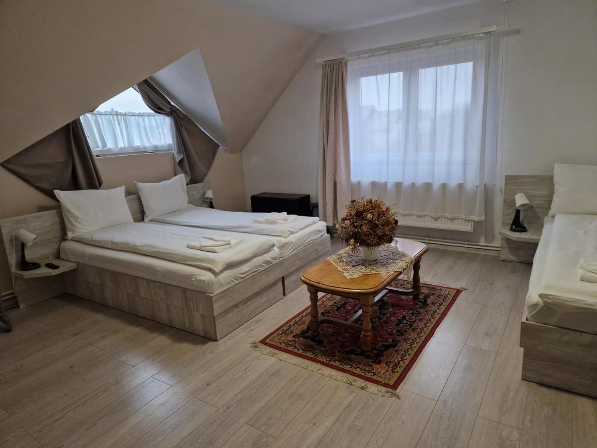 Sepsi Relax Hotell Sfântu-Gheorghe Eksteriør bilde
